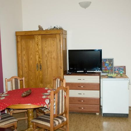 Turul Hotel Berehove  Ngoại thất bức ảnh